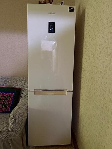 Техника и электроника: Холодильник Samsung, Новый, Двухкамерный, No frost — 1