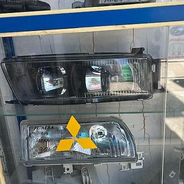 galant: Комплект передних фар Mitsubishi 1999 г., Новый, Аналог — 1