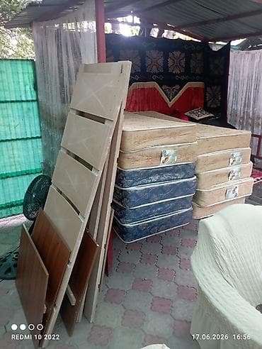 Матрасы: Продам кровати и матрасы | Хорошее состояние 🛏 Продаются 2 кровати и — 3