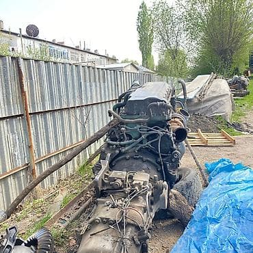 logitech hd pro webcam c920: Двигатель Volvo D13A400 (табличка: ENGINE MODEL D13A400, PROP — 3