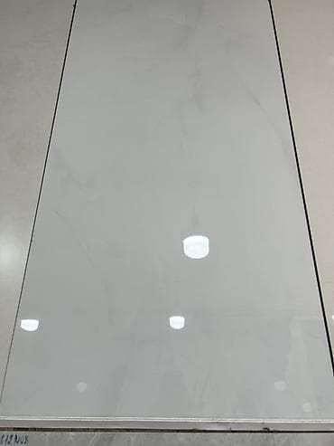 silver kitchen: Керамогранитная плита большого формата с полированной поверхностью. - — 1
