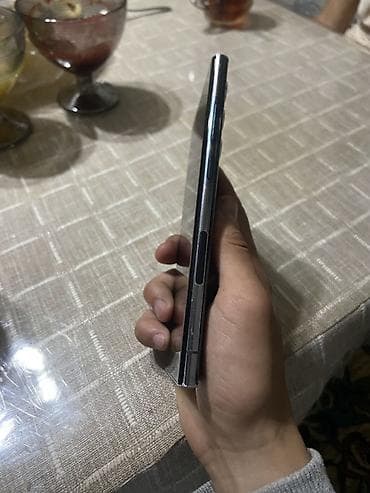 redmi 9: Samsung Galaxy S22 Ultra, цвет - Черный — 3