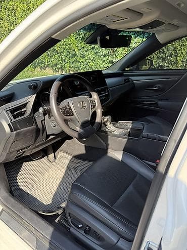 lexus ct 200h 2016: Lexus ES: 2022 г., 2.5 л, Типтроник, Гибрид, Седан — 9