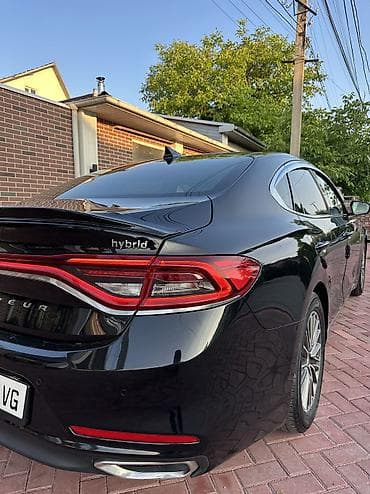 b 4: Hyundai Grandeur: 2019 г., 2.4 л, Автомат, Гибрид, Седан — 5