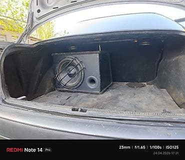 что за машина: Audi 80: 1992 г., Седан — 10