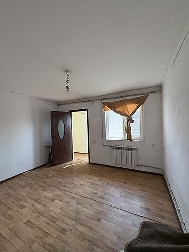 80: СРОЧНО! Угловой участок 6 соток с домом на 9 комнат в ж/м Калыс-Ордо — 2