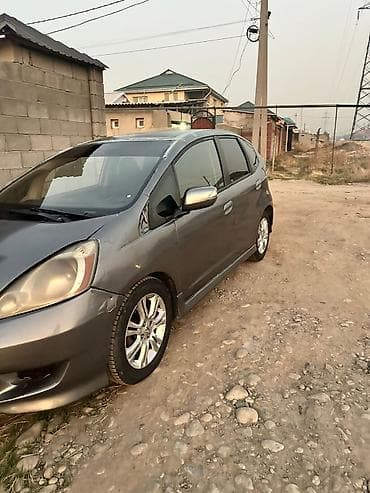Транспорт: Honda Fit: 2009 г., 1.5 л, Автомат, Бензин, Универсал — 1