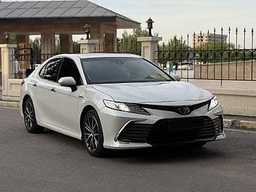 Toyota: Toyota Camry: 2022 г., 2.5 л, Автомат, Гибрид, Седан — 10
