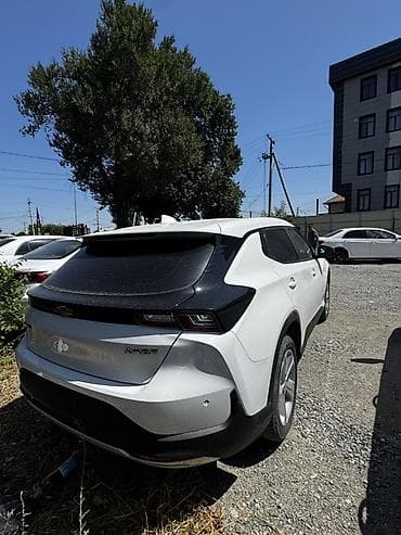 Унаа: Chevrolet Menlo: 2023 г., Электромобиль, Кроссовер — 2
