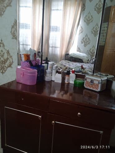 маленький газ: Гарнитур для зала, Б/у, Самовывоз — 2