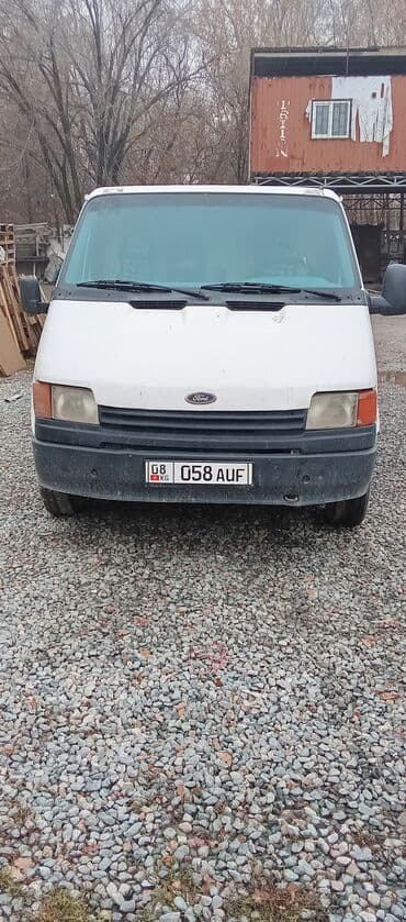 Ford Transit: 1990 г., 2 л, Механика, Бензиновая, Фургон