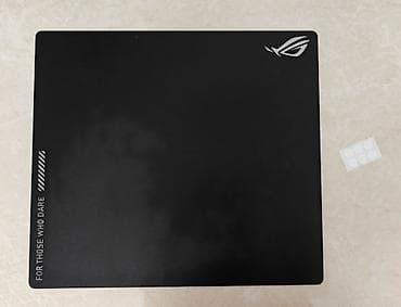 iphone 7 black jet: Игровой стеклянный коврик для мыши ROG Moonstone Ace L (45x40 см) — 1