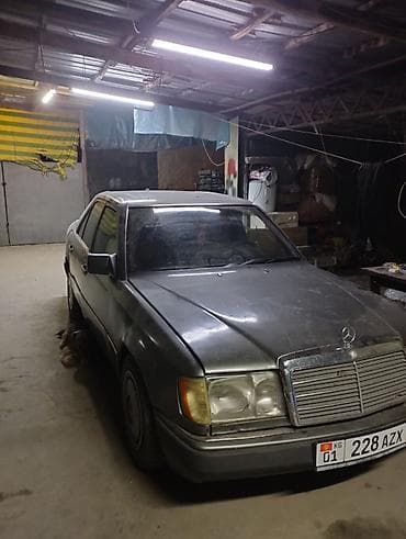 авто вит: Mercedes-Benz W124: 1995 г., 2.3 л, Автомат, Бензин, Седан — 9