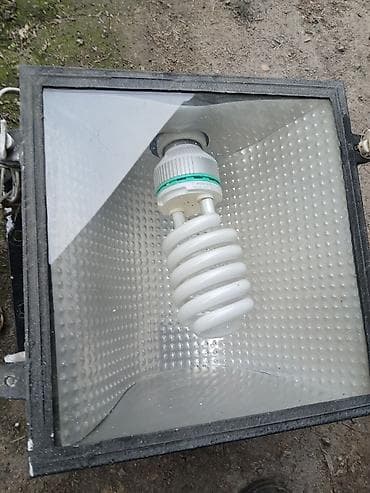 e27: Прожектор с отражателем и защитным стеклом - Корпус из металла — 4