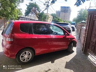 Honda Jazz: 2004 г., 1.3 л, Механика, Хэтчбэк — 3