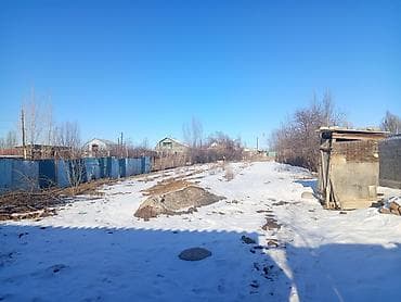 воост: Дом с приусадебным участком и хозяйственными постройками. - Жилой дом — 5