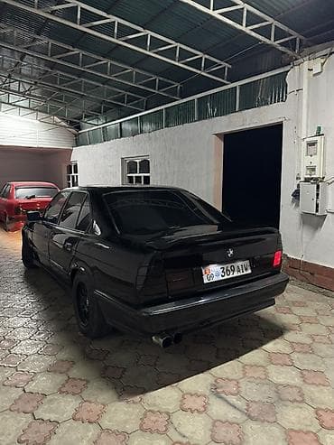 серби 2: BMW 5 series: 1991 г., 2 л, Механика, Бензин, Седан — 2