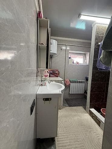 минимаркет: 📍 Кара-Жыгач ж/м 🔘3-комнатный 🔘Этаж 1 🔘72м² Продаю дом в жилом — 7
