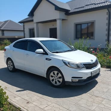 бамперный катафот передний хонда срв 1: Kia Rio: 2015 г., 1.4 л, Автомат, Бензиновая, Седан — 1