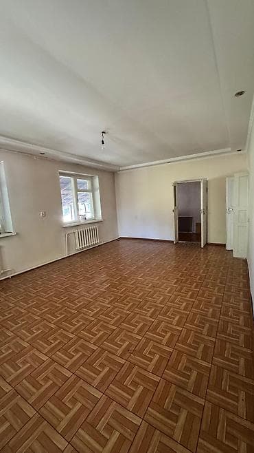 Аренда домов: 180 м², 5 комнат, Забор, огорожен — 5