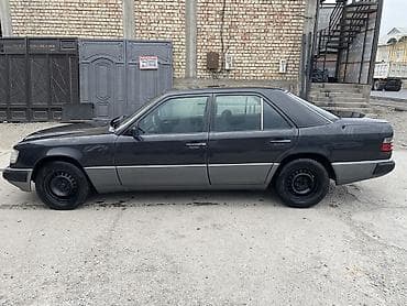 mazda verisa: Mercedes-Benz W124: 1993 г., 2.2 л, Механика, Бензин, Седан — 4