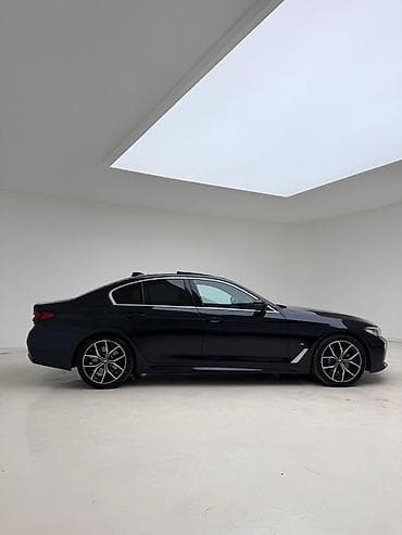 Продажа авто: BMW 530: 2021 г., 2 л, Автомат, Бензин, Седан — 5