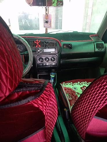 fit aria: Volkswagen Golf: 1995 г., 1.8 л, Механика, Бензин, Хэтчбэк — 2