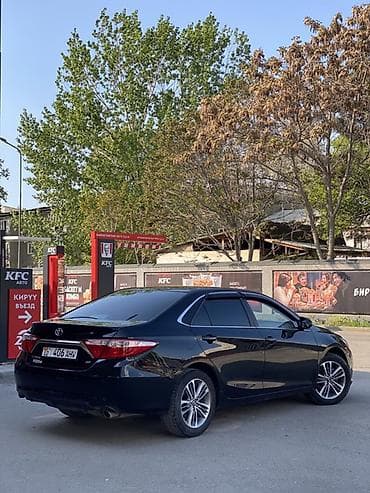 rav4 2010: Toyota Camry: 2017 г., Автомат, Бензин, Седан — 5