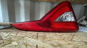 led h7: Задний левый фонарь (наружная секция) для автомобиля. Особенности: - — 1