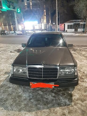 Продажа авто: Mercedes-Benz W124: 1990 г., 2 л, Механика, Бензин, Седан — 1