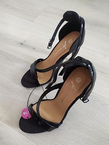 Аксессуары: Продаю новые, стильные босоножки на вечер на высоком каблуке — 3