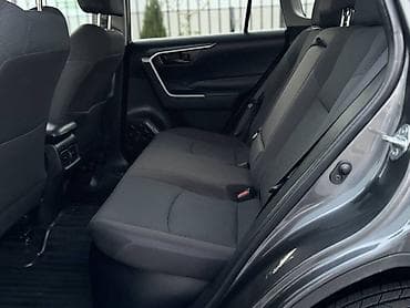 указатель уровня топлива: Toyota RAV4: 2020 г., 2.5 л, Вариатор, Гибрид, Внедорожник — 5