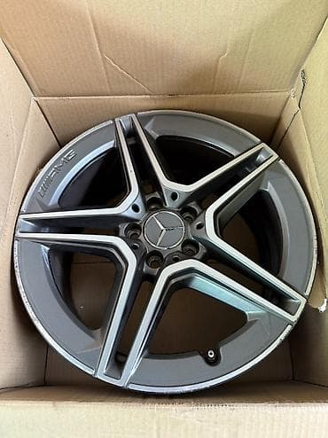 Литые Диски R 18 AMG, Комплект, отверстий - 5