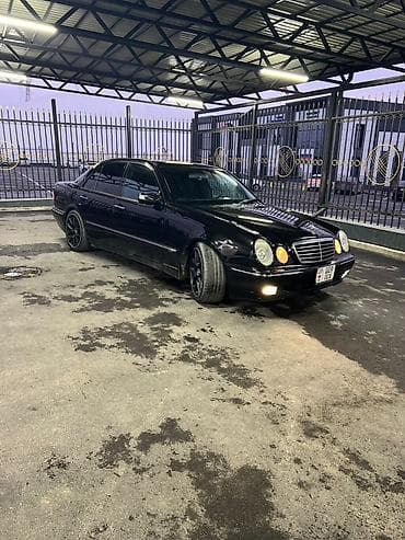 range rover vogue: Mercedes-Benz E-Class: 2001 г., 4.3 л, Автомат, Бензин, Седан — 3