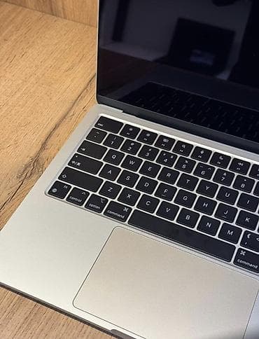 pro 13: Apple MacBook (серебристый) М4 87 циклов 16-256гб - Компактный — 3