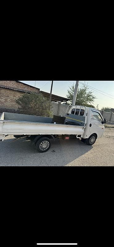 Hyundai Porter: 2018 г., Механика, Дизель at lalafo.kg Hyundai Porter: 2018 г., Механика, Дизель