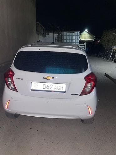 Унаа сатуу: Chevrolet Spark: 2020 г., 1 л, Вариатор, Бензин, Хетчбек — 3