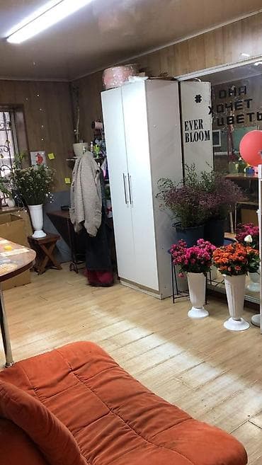 Продаётся коммерческое помещение 42 кв м ул Лермонтова 4/2 тел at lalafo.kg Продаётся коммерческое помещение 42 кв м ул Лермонтова 4/2 тел