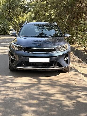 Kia Stonic: 2018 г., Кроссовер