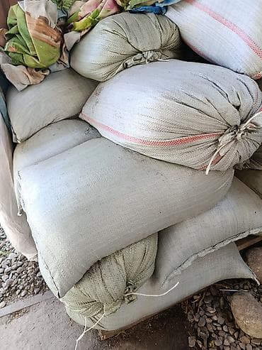 тай базар: Межоктолгон кара топуран .биогумыз. гулдорго топрак,кык бары бар 250 — 2