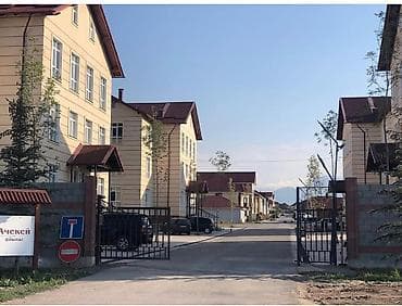 107: Продается 3 комнатная квартира в закрытом благоустроенном комплексе у — 1