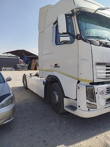 geely galaxy e5: Тягач, Volvo, Без прицепа — 3