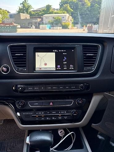 Kia Carnival: 2019 г., 2.2 л, Дизель, Минивэн — 10