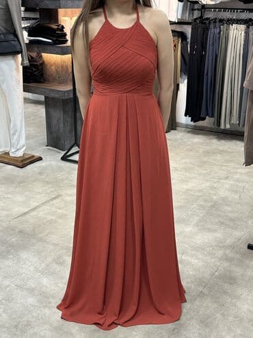 черное платье в пол с открытой спиной: Вечернее платье, А-силуэт, Длинная модель, С рукавами, С пайетками, M — 10