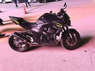 всё родное: Спортбайк Kawasaki, 800 куб. см, Бензин — 4