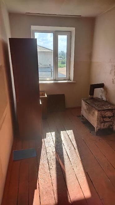 2 комнаты, 35 м², Индивидуалка, 2 этаж, Старый ремонт — 2