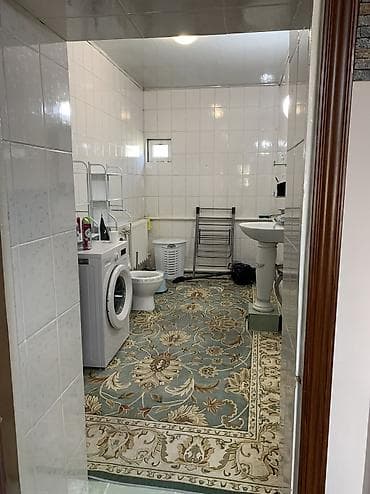 Үйлөрдү сатуу: Продается финский дом в городе Каракол. Участок 6 соток. Площадь дома — 8