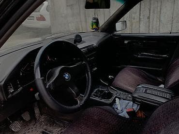 Продажа авто: BMW 5 series: 1991 г., 2 л, Механика, Бензин, Седан — 4
