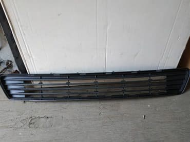 v50: Решетка в бампер:camry 2012г. V-50. Производство: taiwan — 1