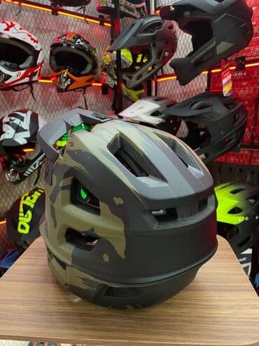 фонарик для велосипедов: Шлем велосипедный унисекс, на все лицо, для горных велосипедов — 2